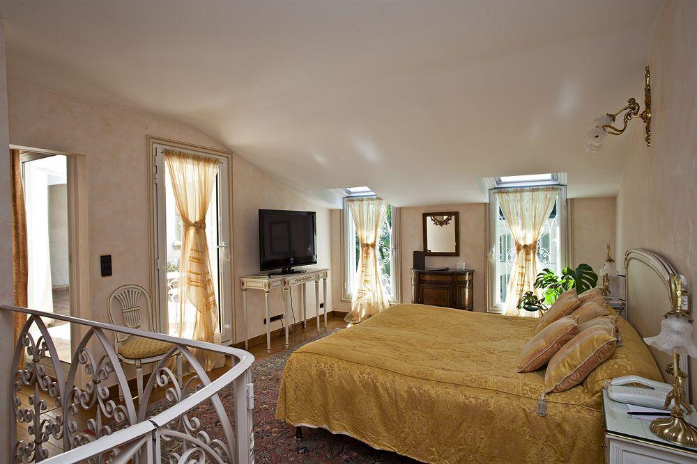 Hostellerie Les Frenes Авиньон Номер фото
